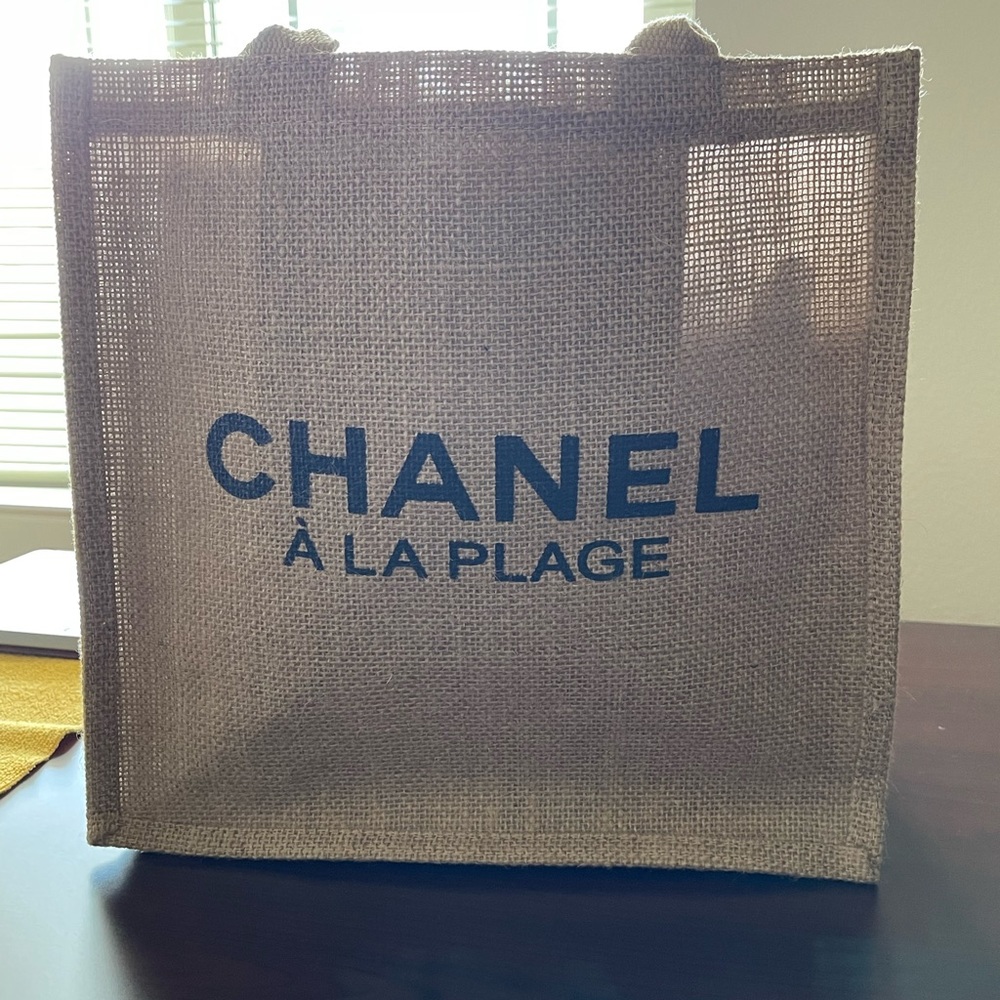 Chanel A La Plage Burlap Cosmetic Tote Bag Purse VIP Gift